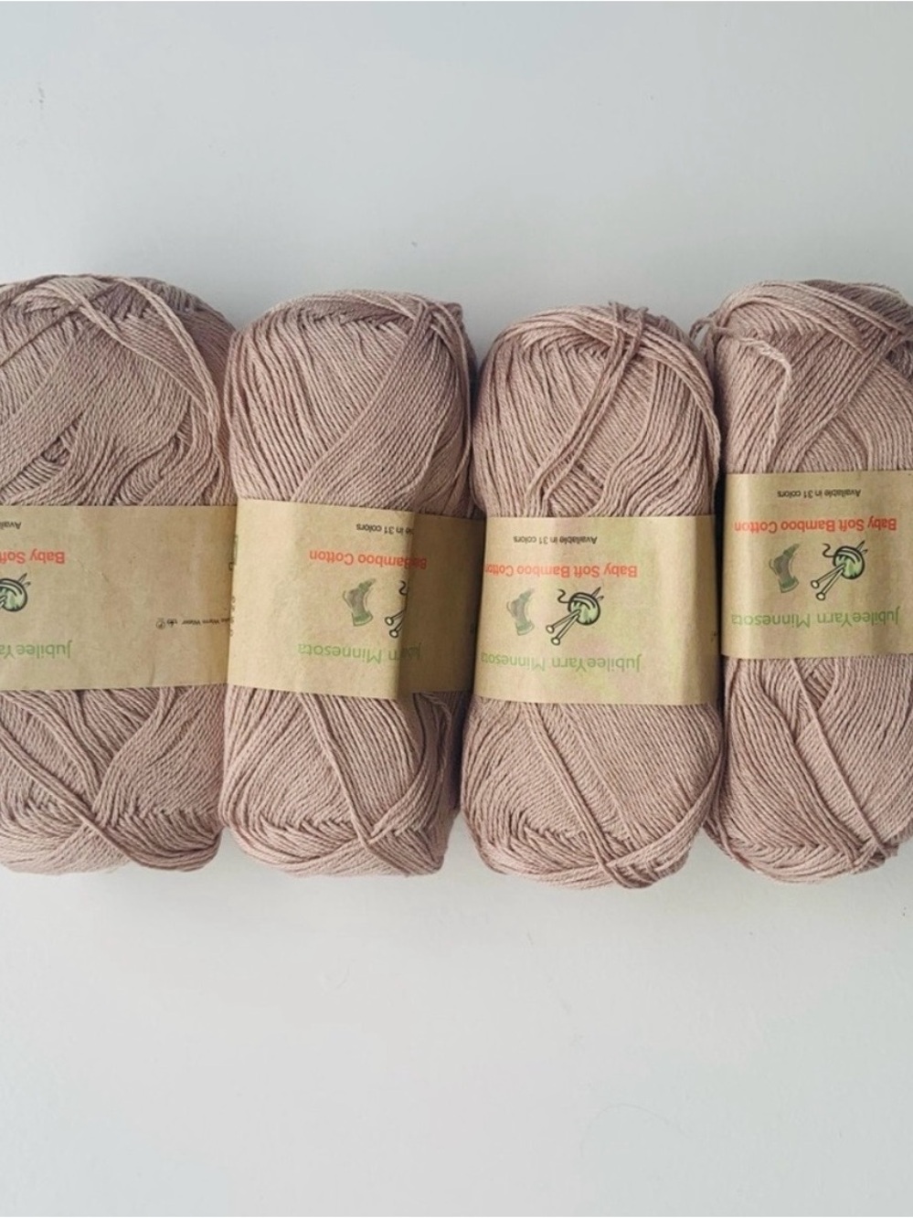 Jubilee Yarn Minnesota Baby
Soft Bamboo
Cotton Yarn Lot Of 4 Sand Cliff
Brown